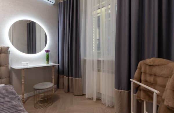 на ул. Крещатик 25 17